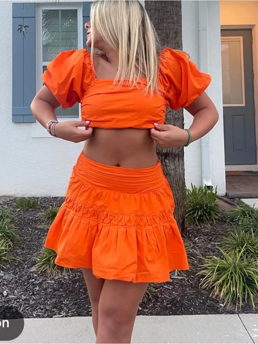 Ramy Brook Parker Crop Top S Square
Neck Puffed Sleeve lWomen's Orange set S/xs
